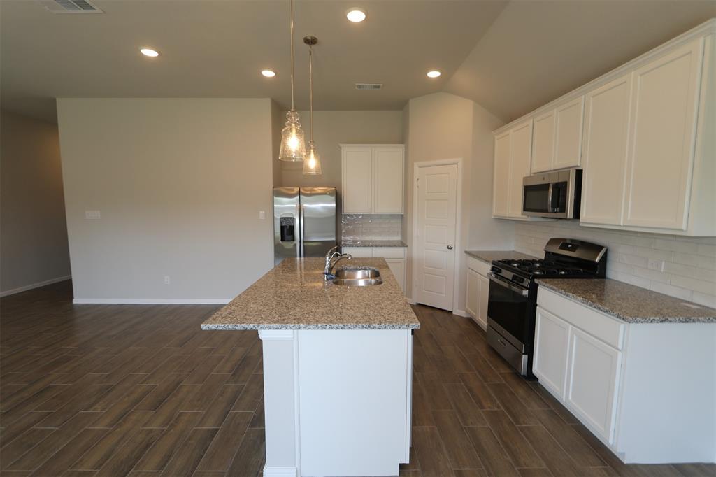 3150 Teasel Trail