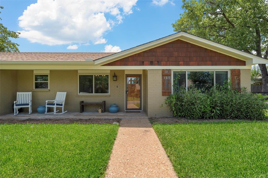105 Texas Avenue