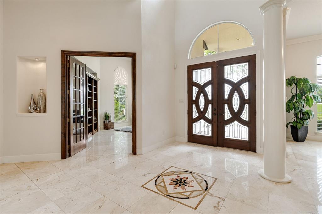 3967 Spinnaker Run Point