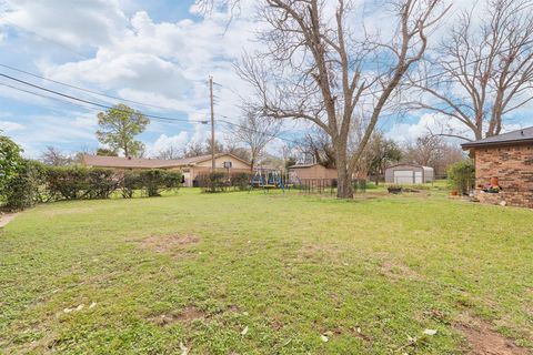 Tiny photo for 1001 Princeton Place, Cleburne, TX 76033 (MLS # 21199980)