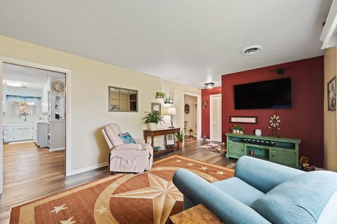 Tiny photo for 1001 Princeton Place, Cleburne, TX 76033 (MLS # 21199980)