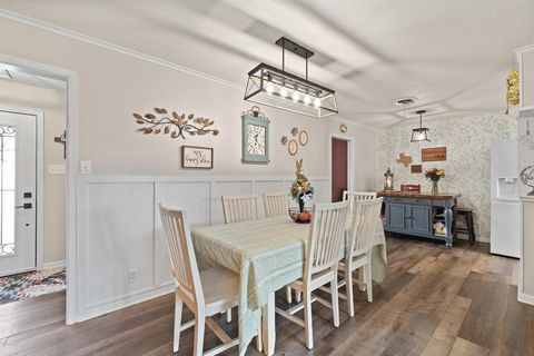 Tiny photo for 1001 Princeton Place, Cleburne, TX 76033 (MLS # 21199980)