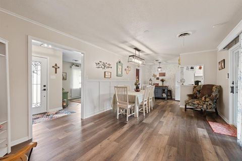 Tiny photo for 1001 Princeton Place, Cleburne, TX 76033 (MLS # 21199980)