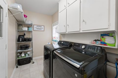 Tiny photo for 1001 Princeton Place, Cleburne, TX 76033 (MLS # 21199980)