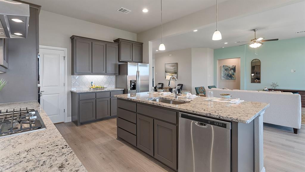 Lakeview Pointe - Residential