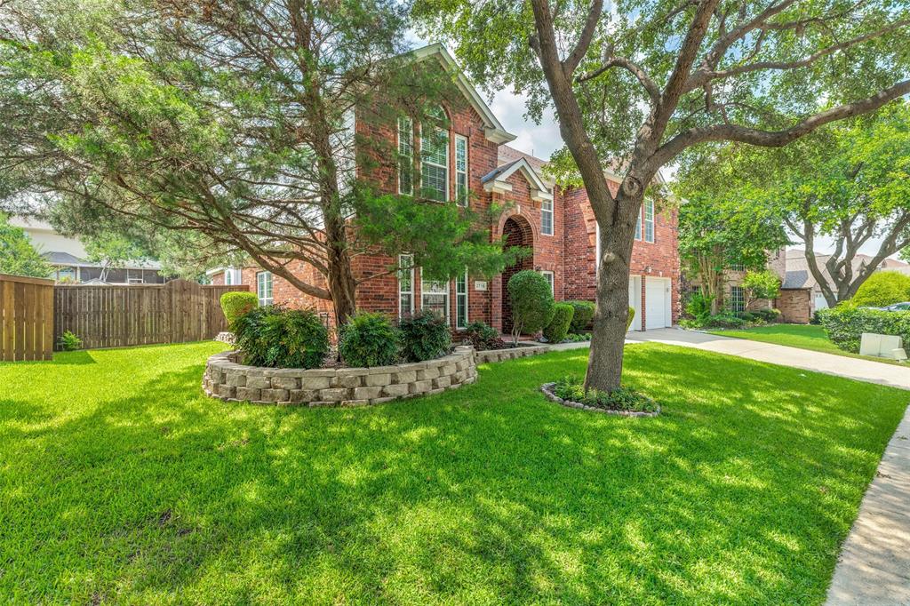 2716 Parkside Lane