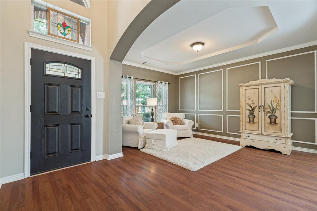 2716 Parkside Lane