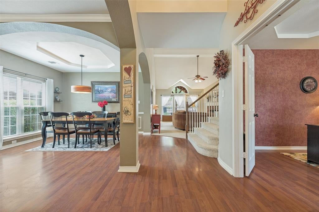 2716 Parkside Lane