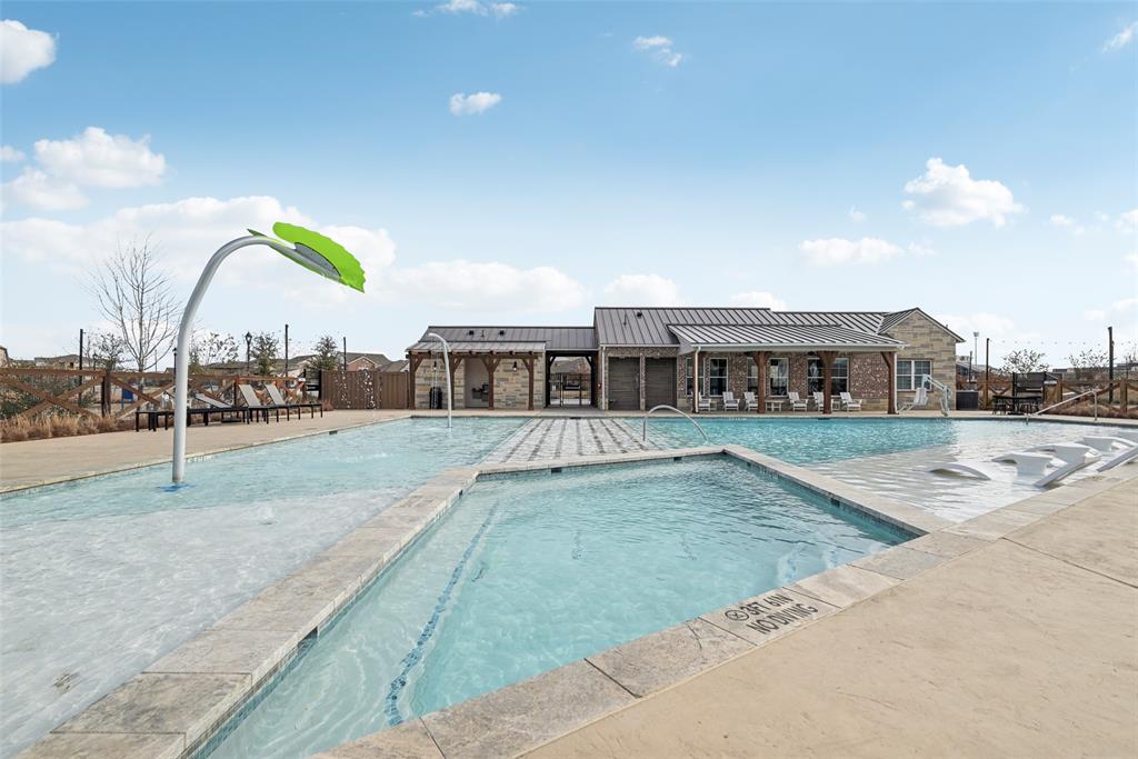 Light Farms - Residential Lease