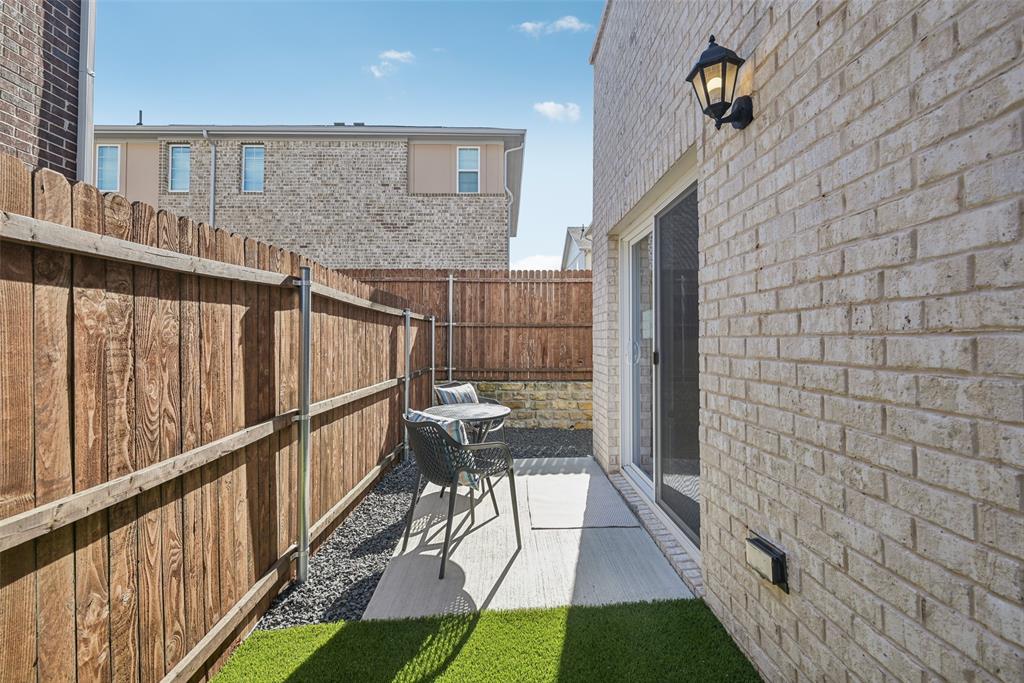 Light Farms - Residential Lease