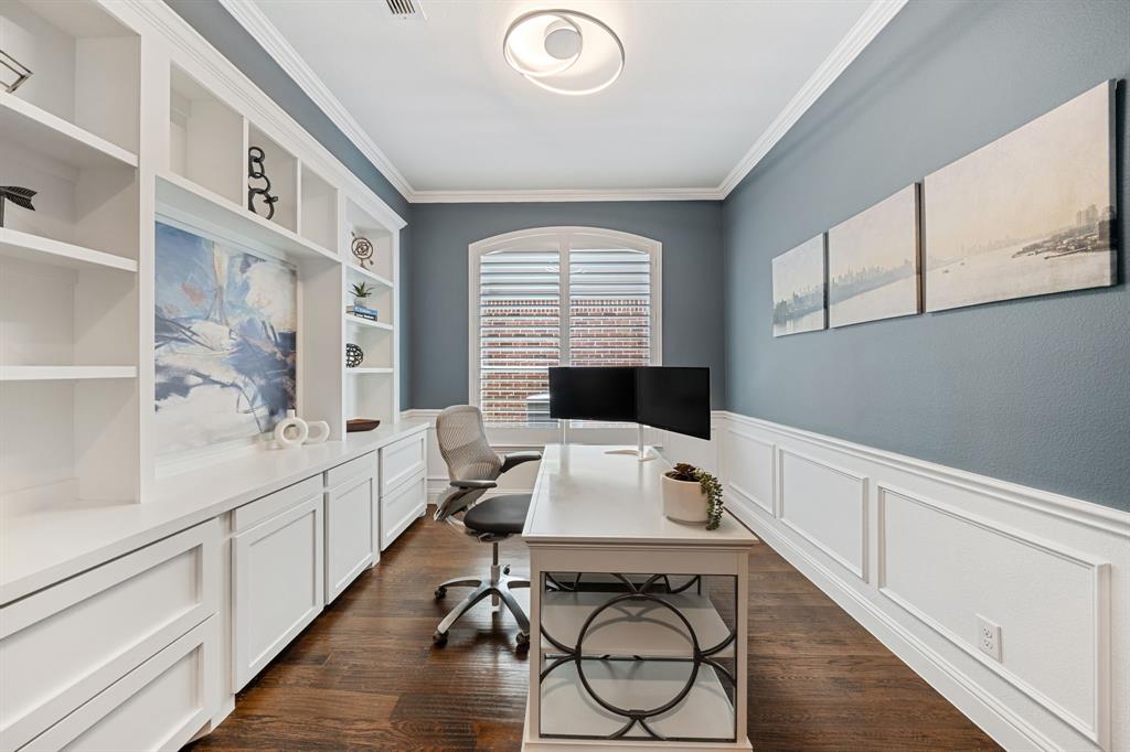 2413 Kingsgate Drive