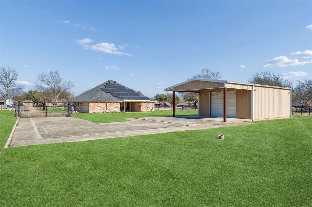 Hickory Hill Country Estates - Residential