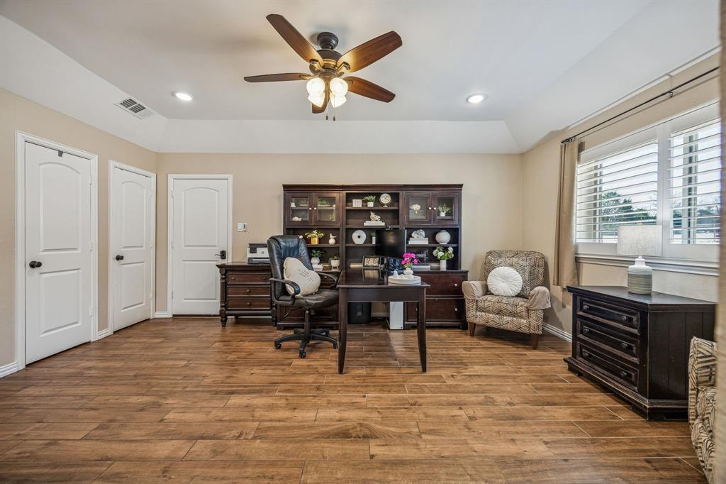 Hickory Hill Country Estates - Residential