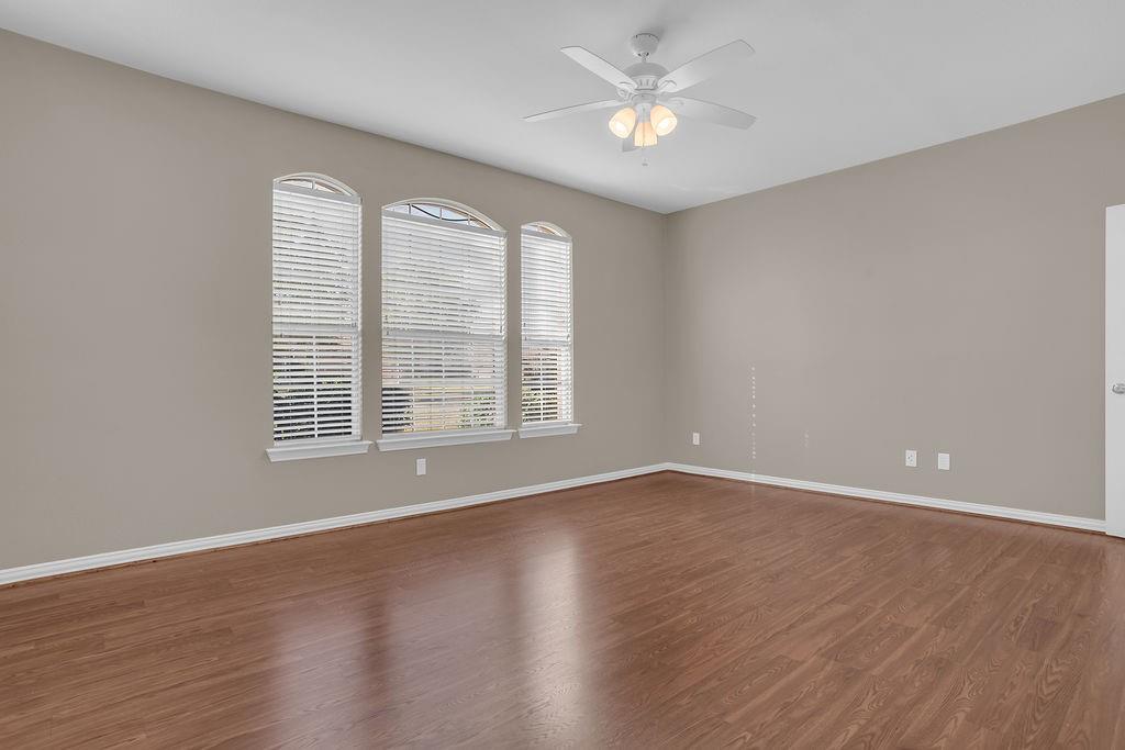 Chapel Hill 02 Ph 01 - Residential Lease