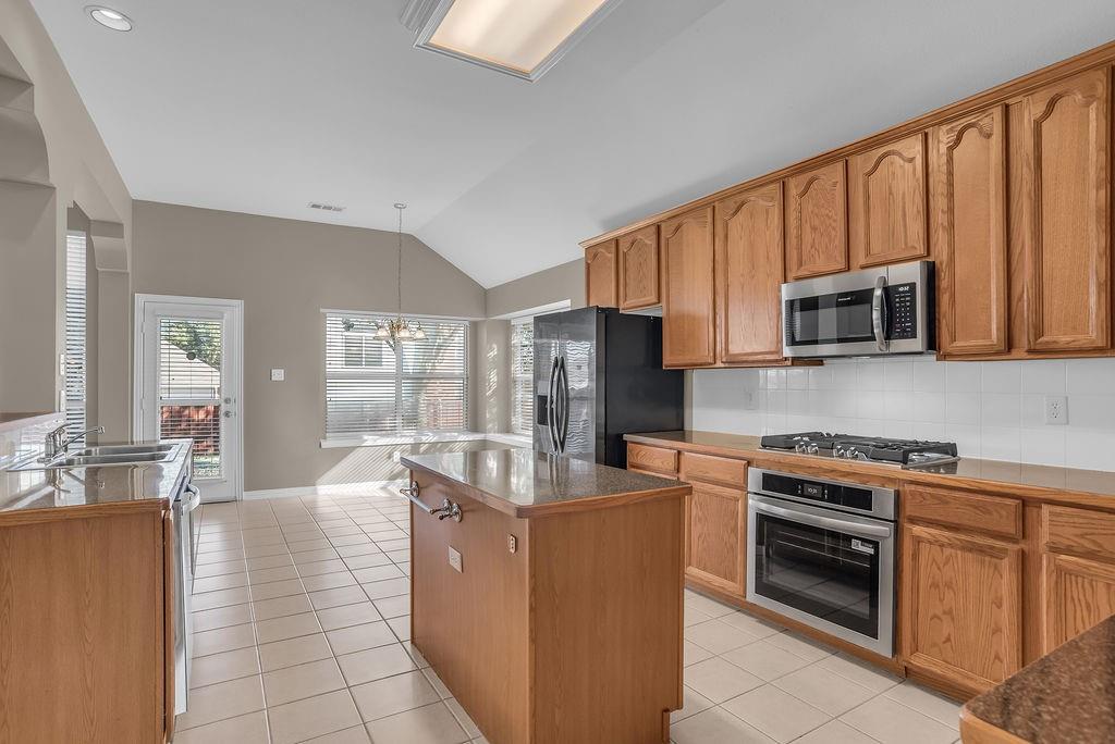 Chapel Hill 02 Ph 01 - Residential Lease