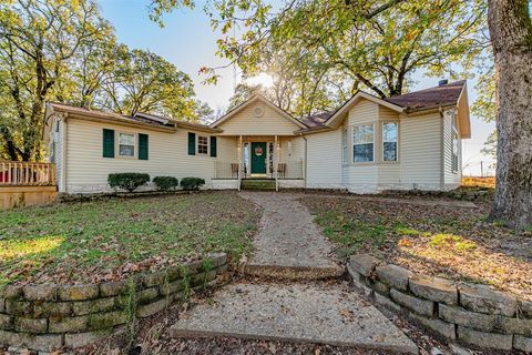 25053 Fm 857 Grand Saline TX 75140