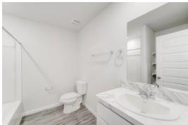 Cedar Creek On Maple - Residential