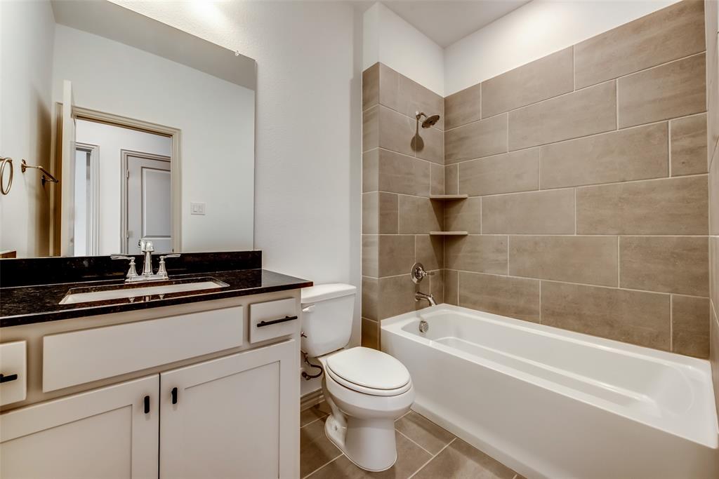 HARVEST TOWNHOMES PHASE 1 - Residential Lease