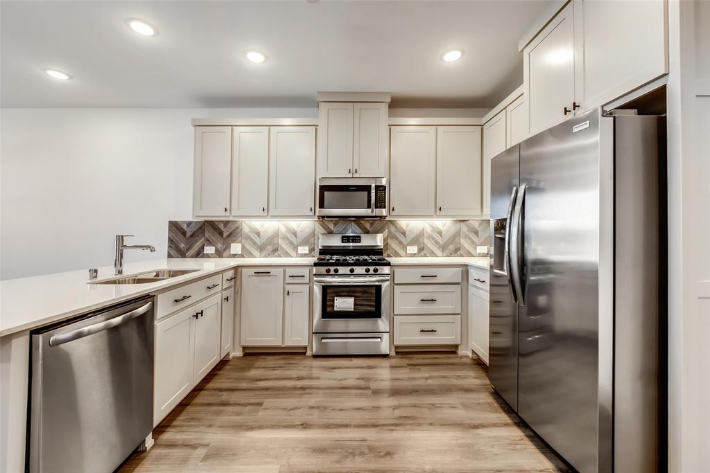 HARVEST TOWNHOMES PHASE 1 - Residential Lease