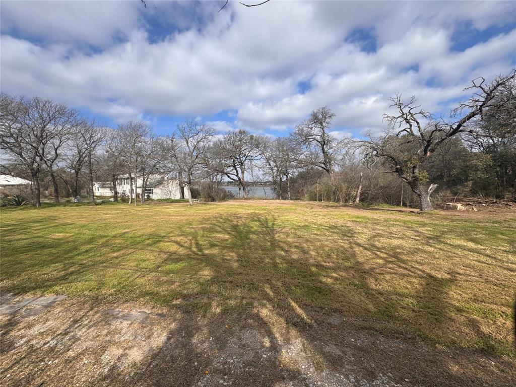 7008 Edgewater Trail