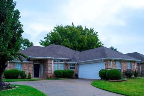 7825 Hightower Drive North Richland Hills TX 76182
