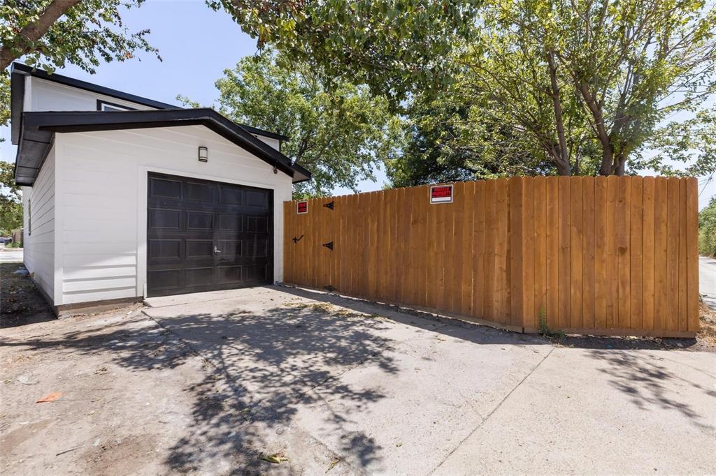 Williamsburg Square - Residential Lease