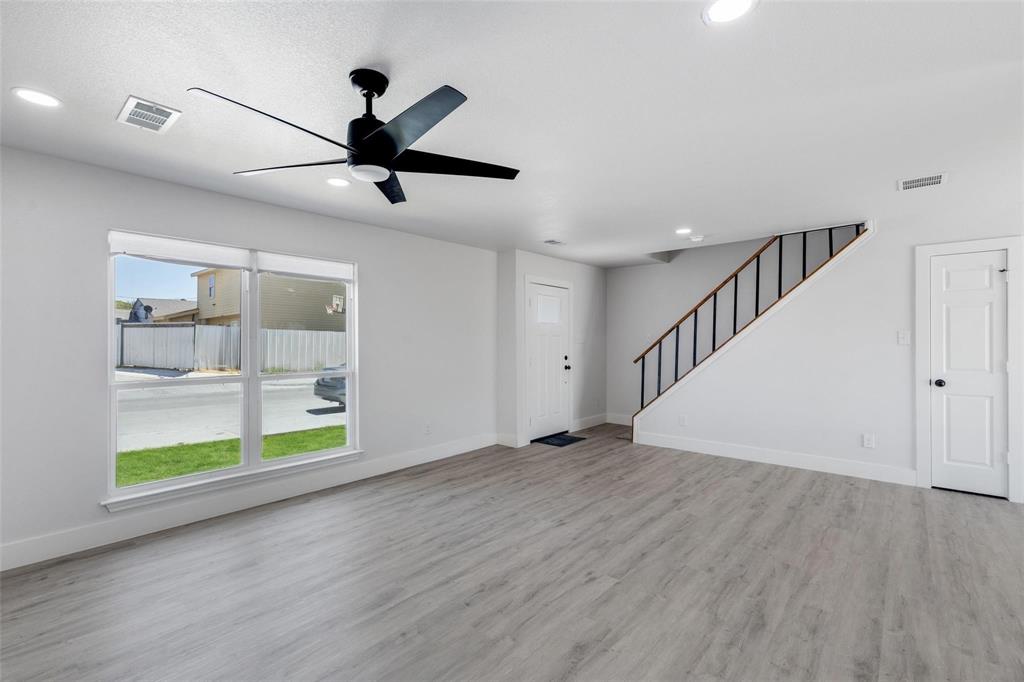 Williamsburg Square - Residential Lease