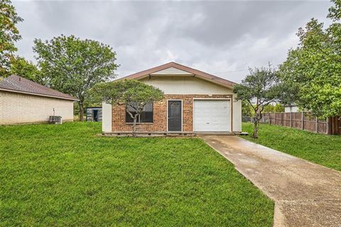 806 Prairie Creek Drive Princeton TX 75407