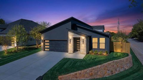 2316 Forest Hill Lane Granbury TX 76048