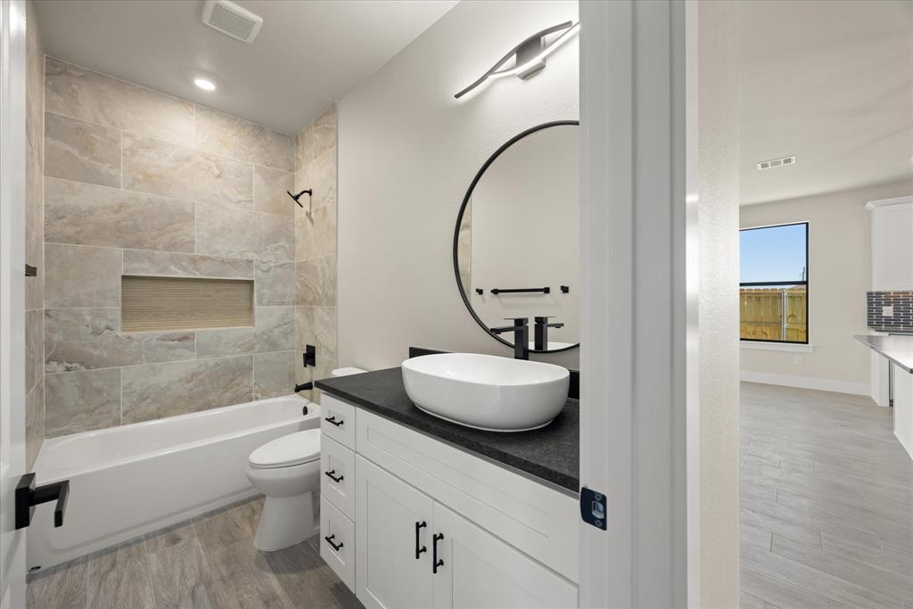 Canyon Creek - Residential