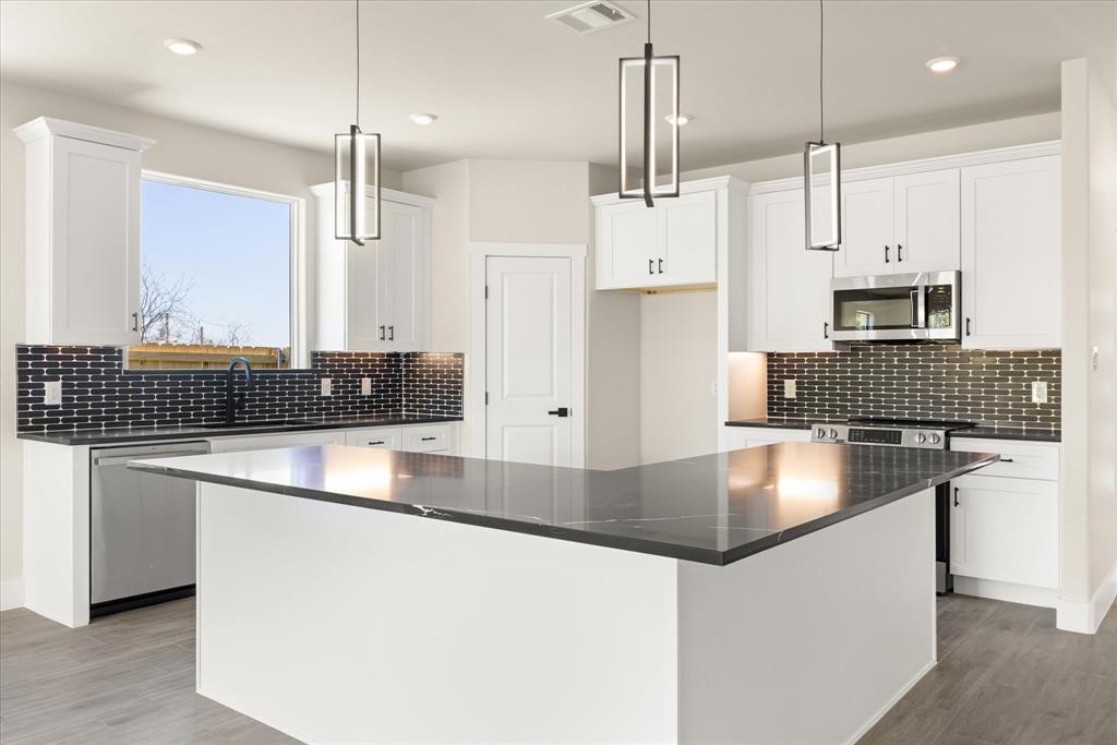 Canyon Creek - Residential