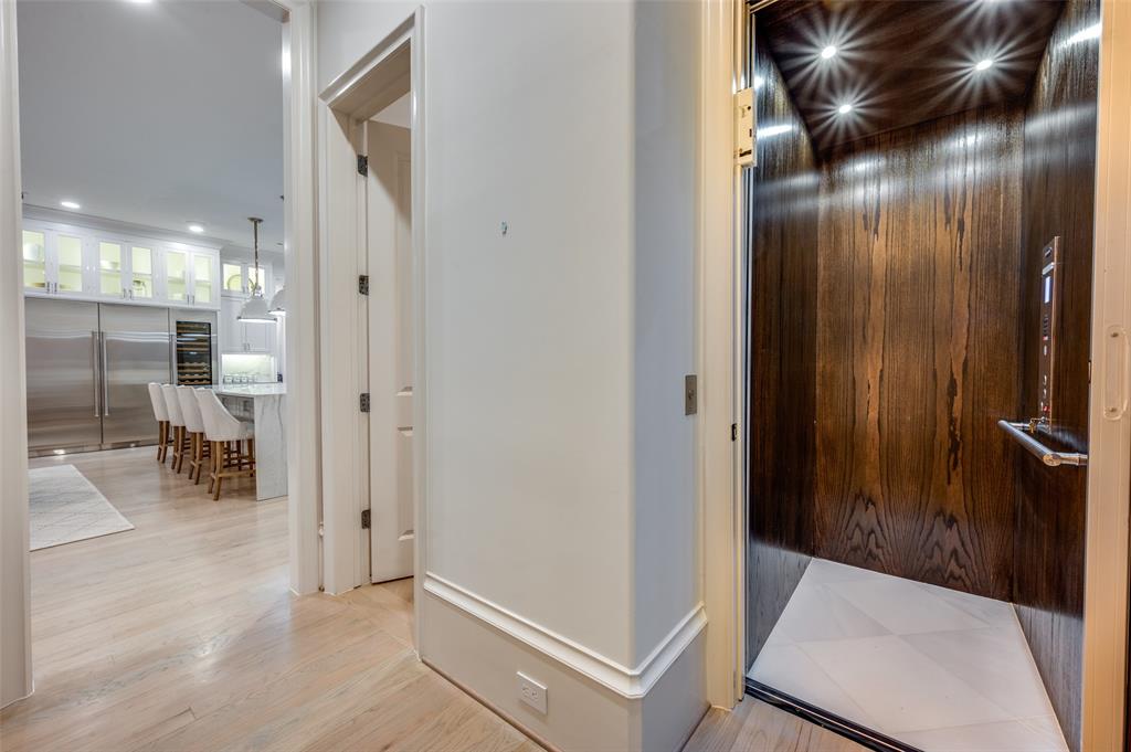 University Heights 06 - Residential