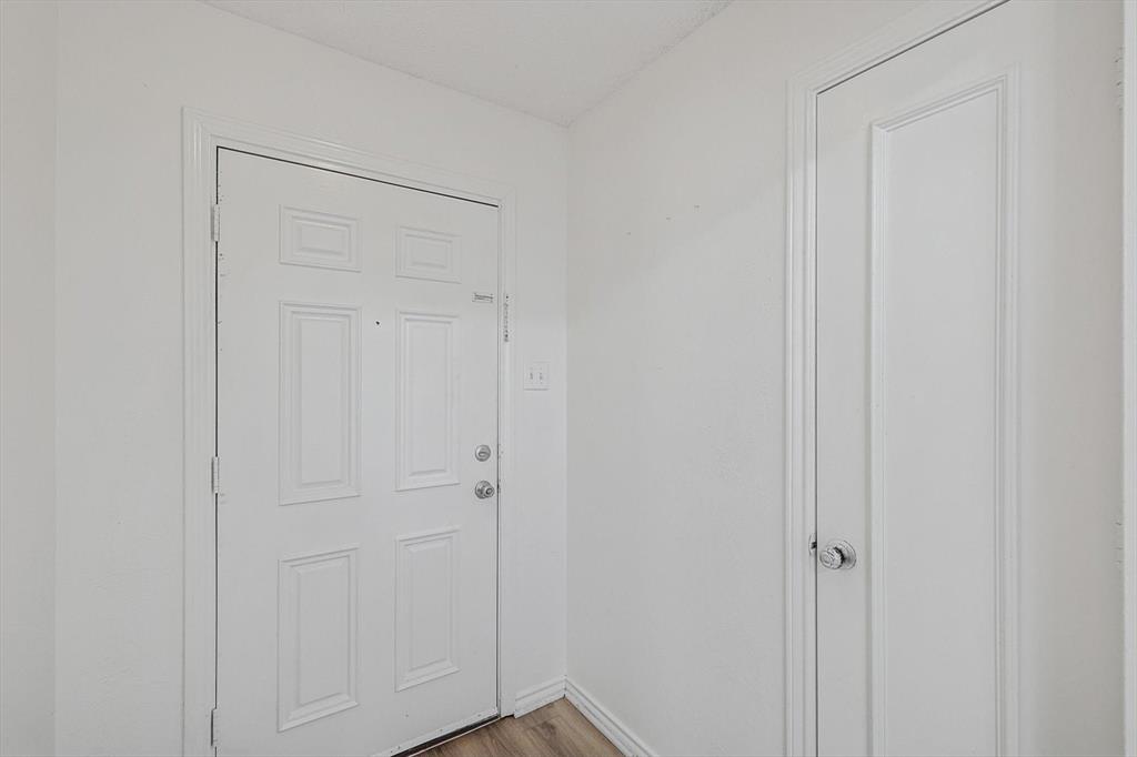 Rustic Oaks Ph One - Residential Lease