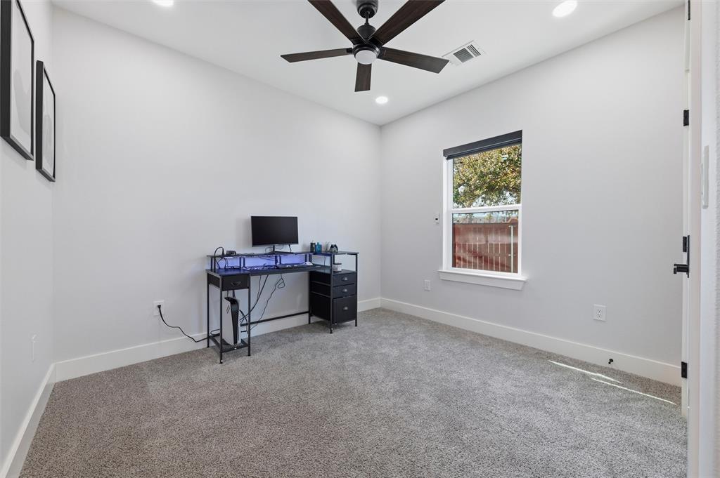 PLAZA HEIGHTS - Residential