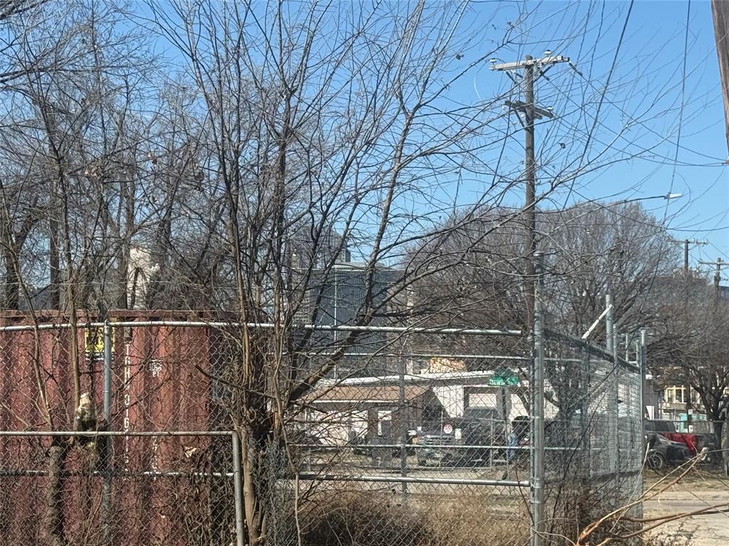 Graves Heights - Land