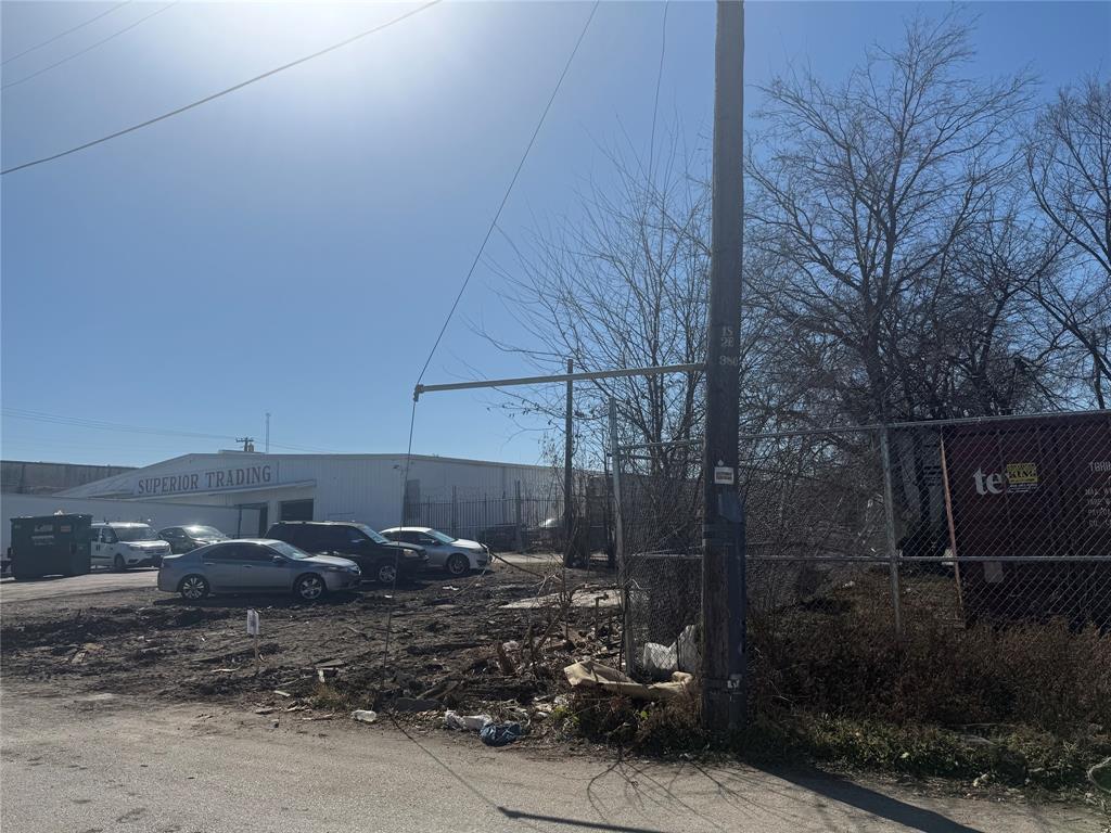 1807 S Malcolm X Boulevard