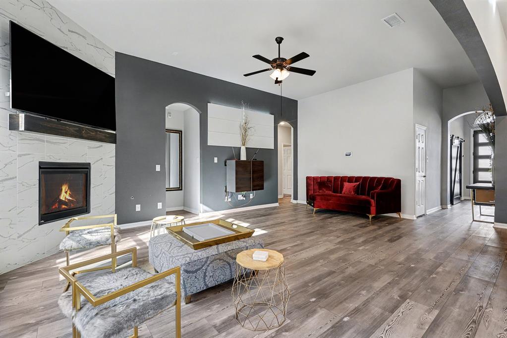 THE VILLAGES AT CHARLESTON - Residential