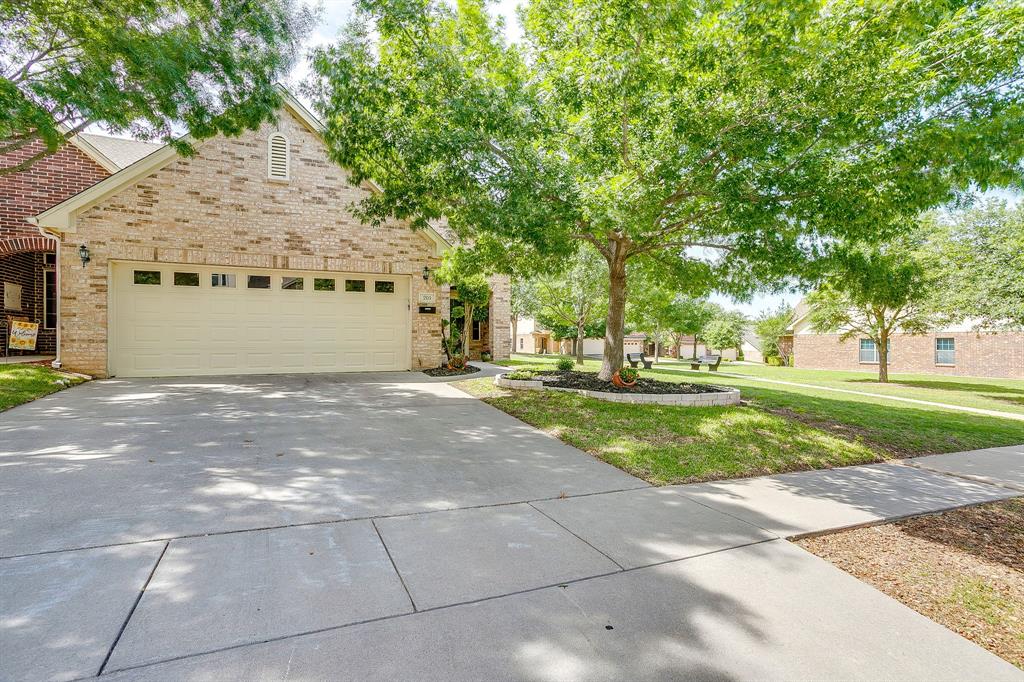 205 Greathouse Village