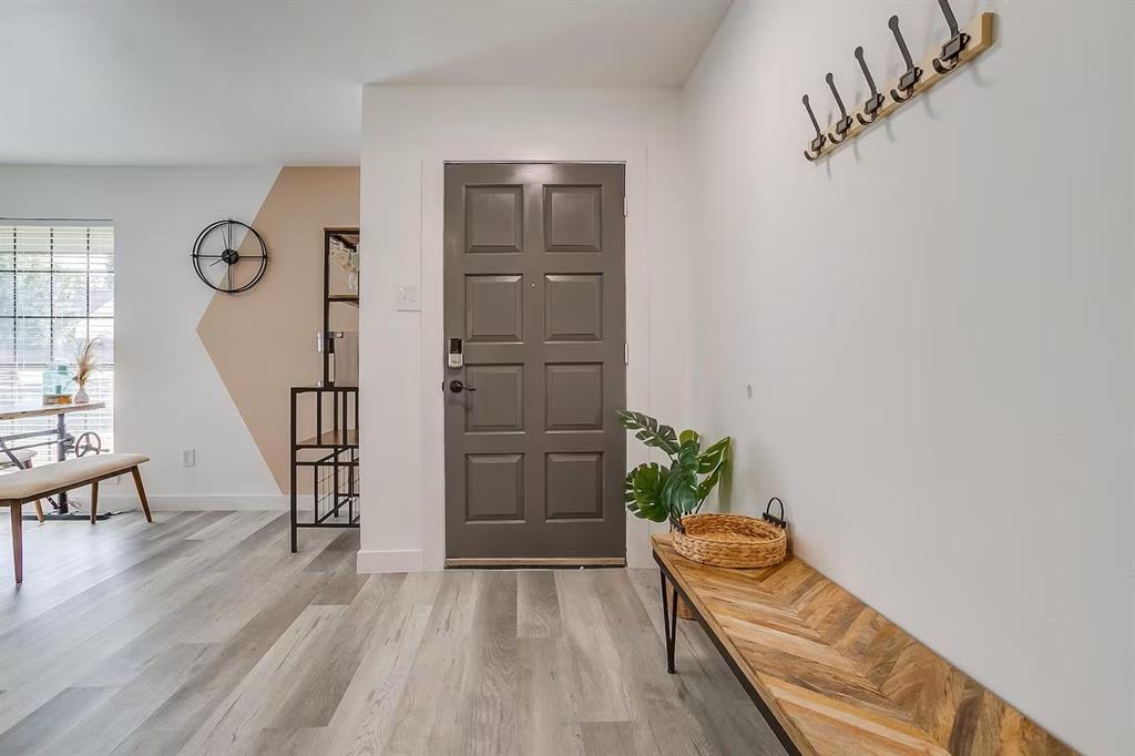 1609 Heather Glen Court