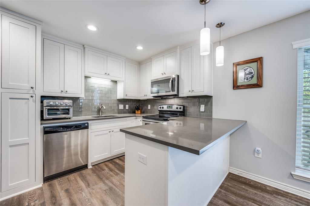 Greenbriar Place Condos - Residential