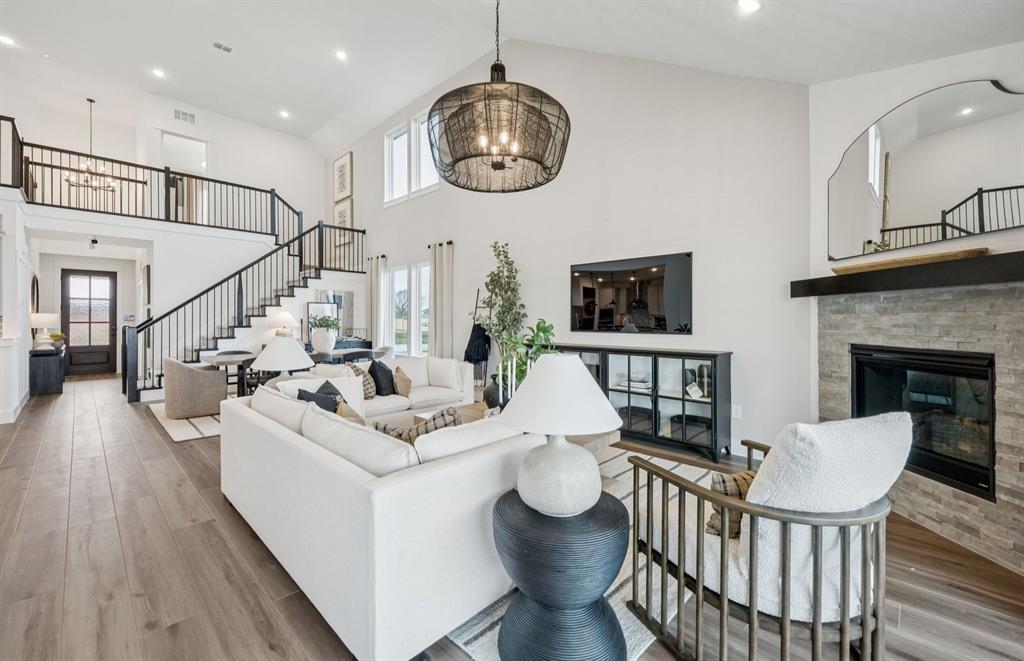 Ribbonwood - Residential