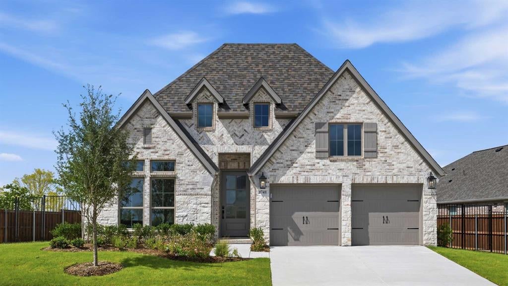 1741 Hillside Stroll Drive