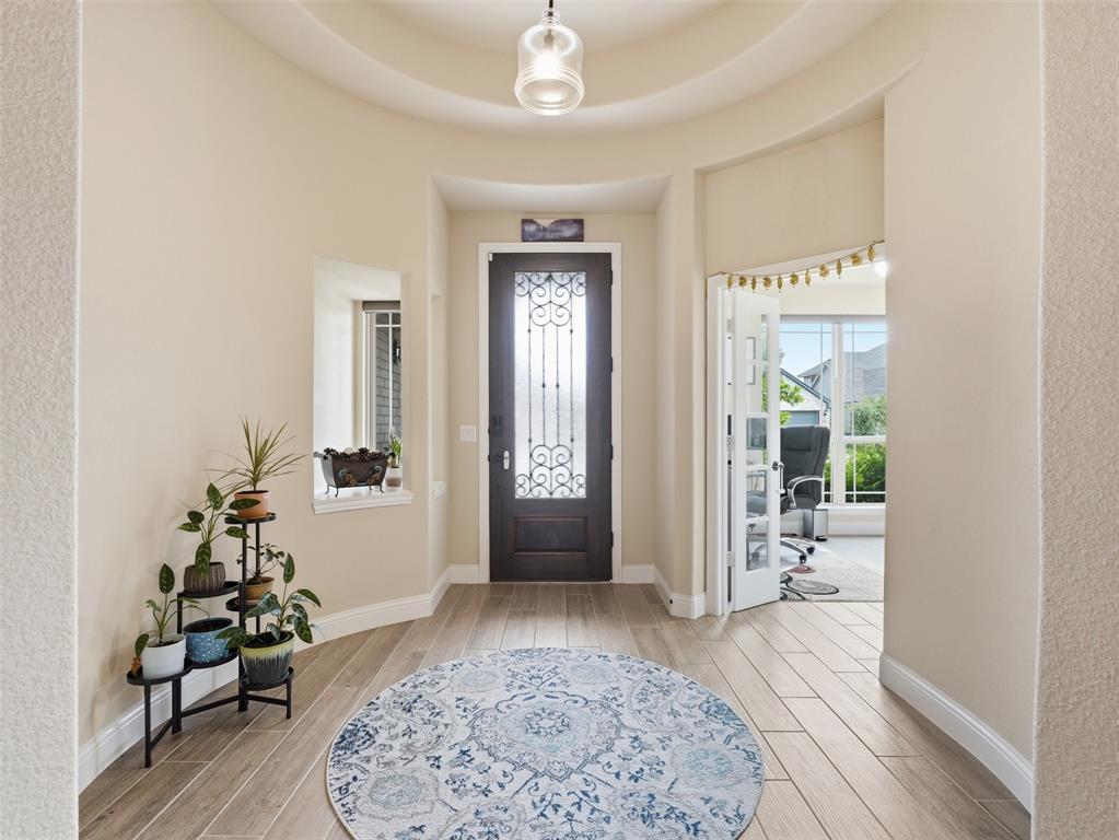 521 Ridgewater Trail