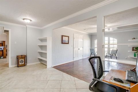 A home in Red Oak