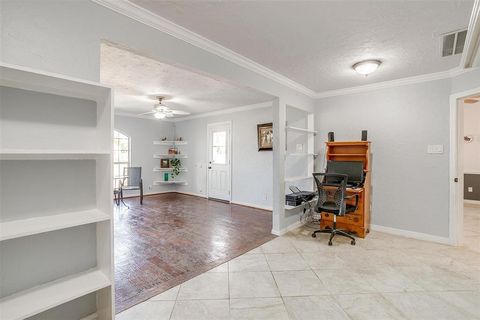 A home in Red Oak
