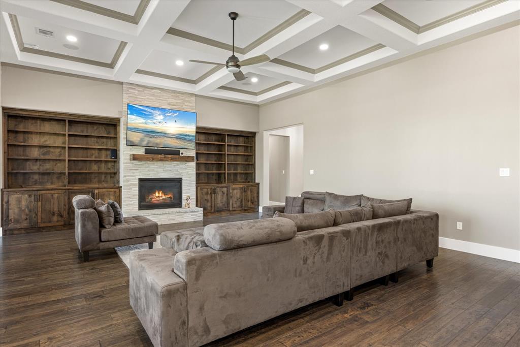 1203 Huntington Cove Court