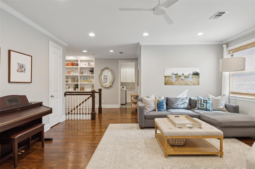 Lakeshore Hills Rev - Residential