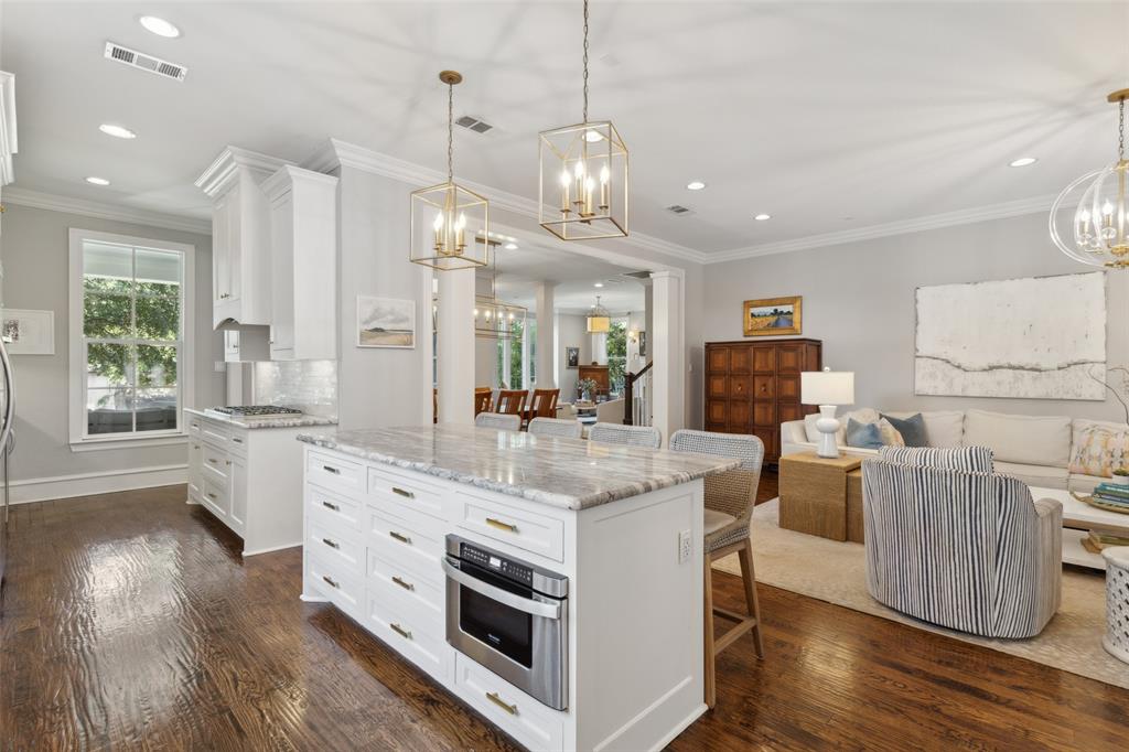 Lakeshore Hills Rev - Residential