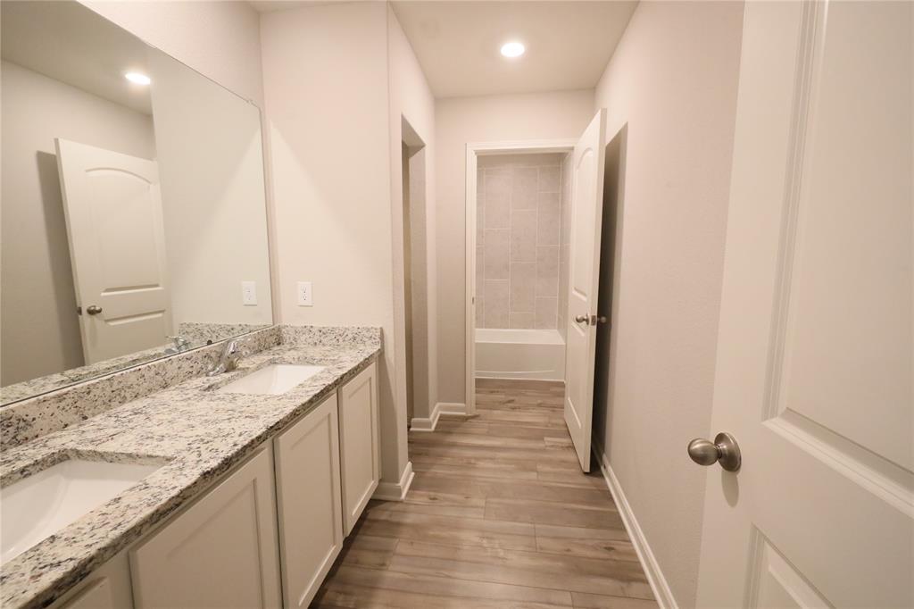 Shadowbend Ph 1 - Residential Lease