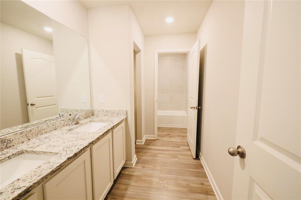 Shadowbend Ph 1 - Residential Lease